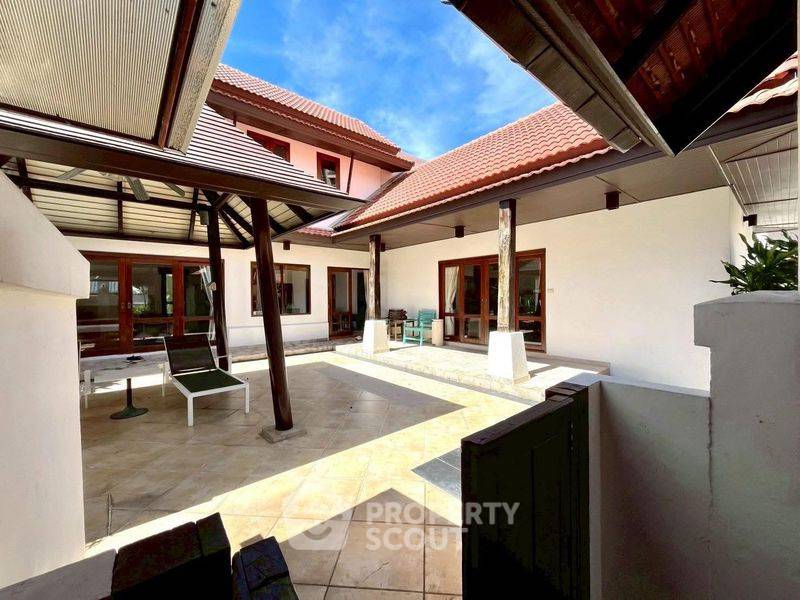 รูป วิลล่า 4 ห้องนอนให้เช่า ที่ Thabali Villas ใกล้พัทยาใต้ (หนองปรือ) (ID 2713453) - รูปที่ 16/19