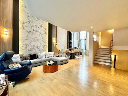 Baan Klang Krung | Renovated 3 Bedroom Townhouse in Thonglor - BR49007TH