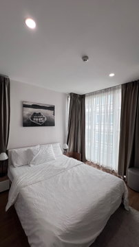 พร้อมอยู่ ให้เช่าคอนโด เดอะ นิมมานา เชียงใหม่ ห้องใหญ่ 2 ห้องนอน โทร: 098-9690236 (แจน)