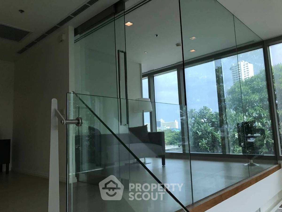 รูป คอนโด 3 ห้องนอน พื้นที่ 286 ตร.ม. ขาย The River Condominium ใกล้ BTS สะพานตากสิน 400 ม. (ID 1446626) - รูปที่ 18/27