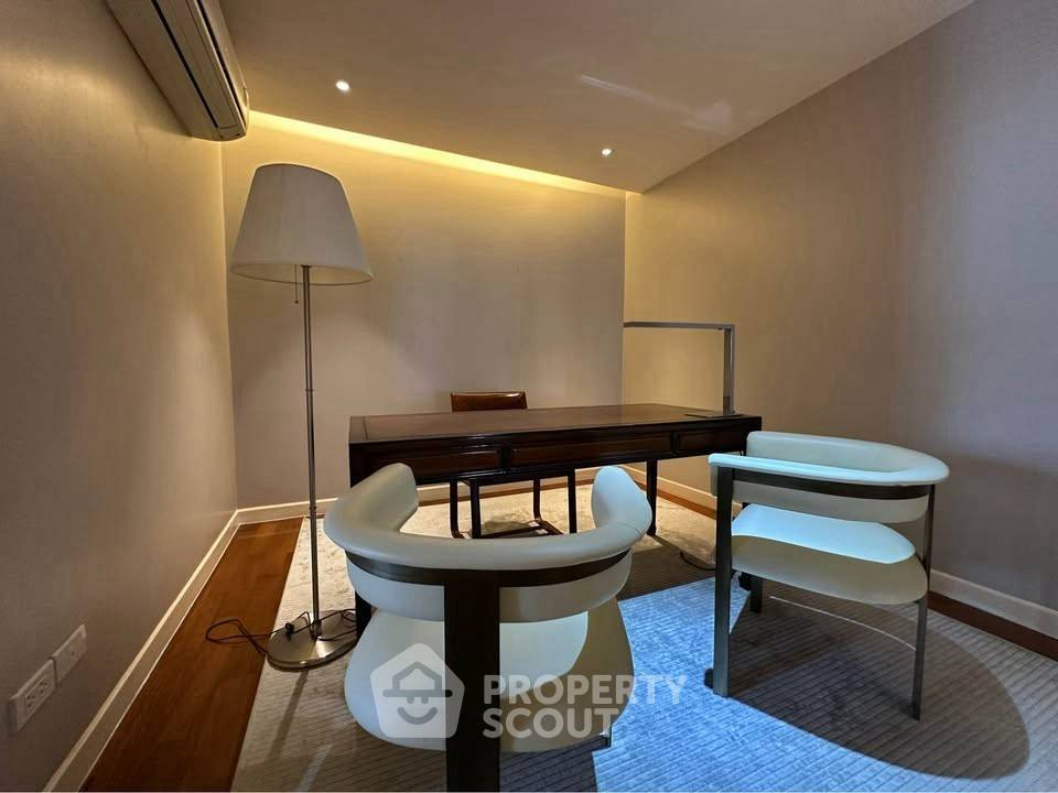 รูป คอนโด 3 ห้องนอน ขนาด 200 ตร.ม. เพนท์เฮาส์ La Citta ใกล้ BTS ทองหล่อ (ID 2713076) - รูปที่ 12/13