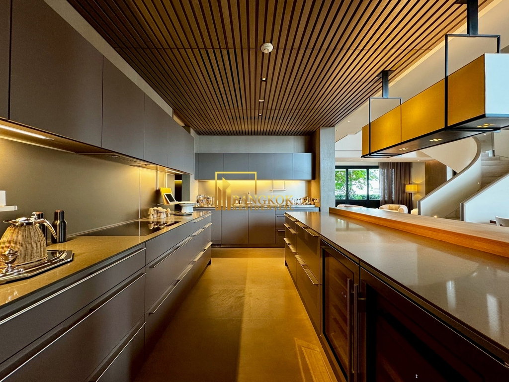 รูป WINDSHELL Naradhiwas | Stunning Duplex Condo For Sale - BR15126CD - รูปที่ 28/72