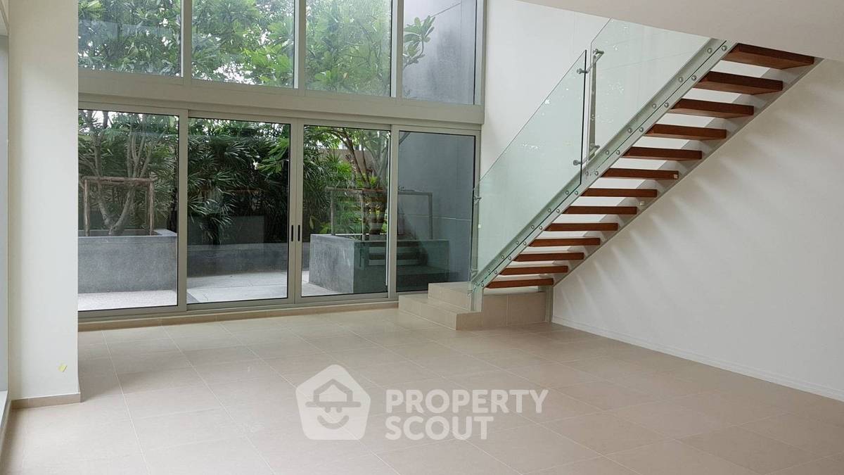 รูป คอนโด 3 ห้องนอน พื้นที่ 286 ตร.ม. ขาย The River Condominium ใกล้ BTS สะพานตากสิน 400 ม. (ID 1446626) - รูปที่ 14/27