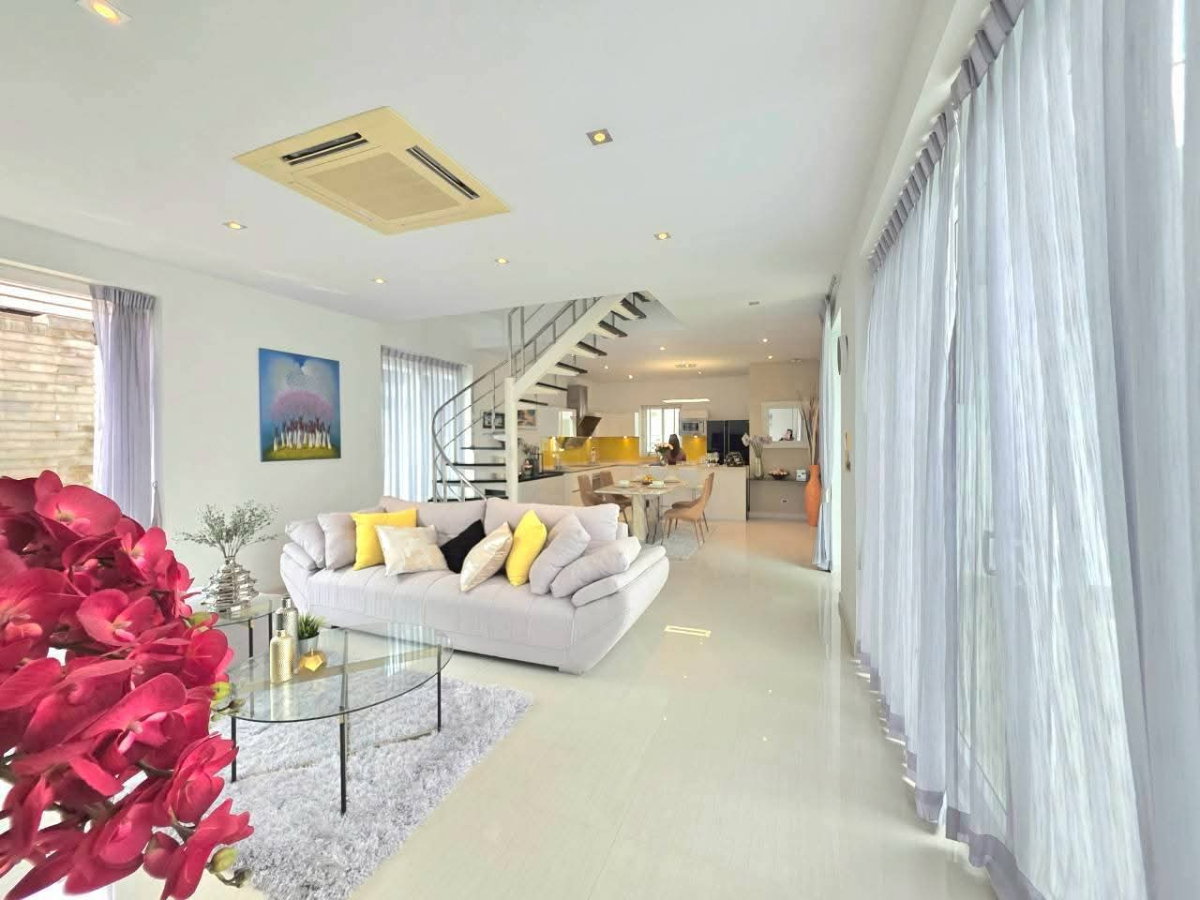 รูป บ้านพูลวิลล่าหรูใกล้หาดจอมเทียนพัทยา - รูปที่ 21/40