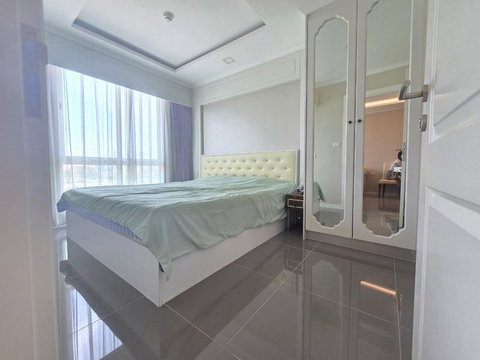 Resort-style condo with complete amenities at The Orient Resort & Spa.