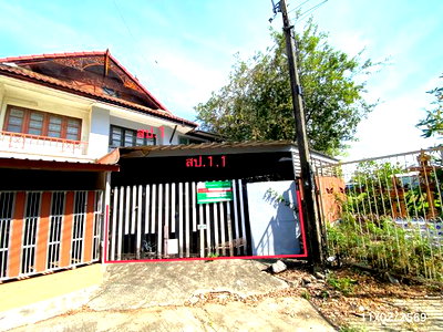 Townhouses for sale : TOWN HOUSE 29.9 Sq.w. Lam Luk Ka Pathumthani for 1.2M