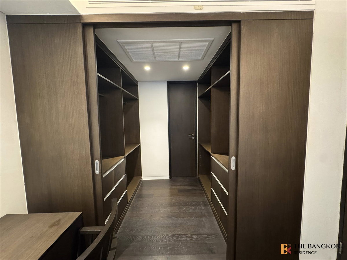 รูป ✨ Modern Furnished Unit - Siamese Gioia Near BTS Phrom Phong - รูปที่ 5/15