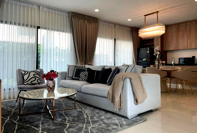บ้านเดี่ยวให้เช่า : 4นอน4น้ำ พร้อมเข้าอยู่วันนี้! 238ตรม จอดรถได้3คัน Line id: @pfagent