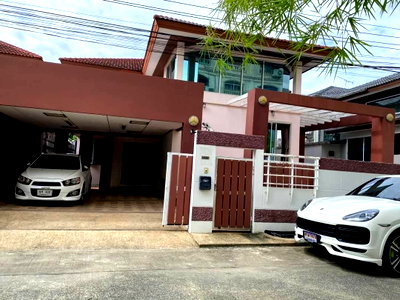 บ้านเดี่ยวให้เช่า : 🏡✨ ให้เช่าบ้านเดี่ยว อารีน่า การ์เด้น  Modern 2 ชั้น – อ่อนนุช 44