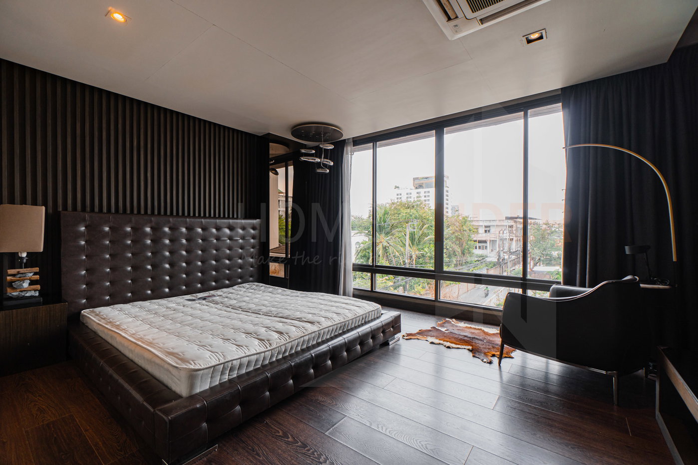 picture The Park Lane 22 Residence 3 bedrooms, for rent - 18/43