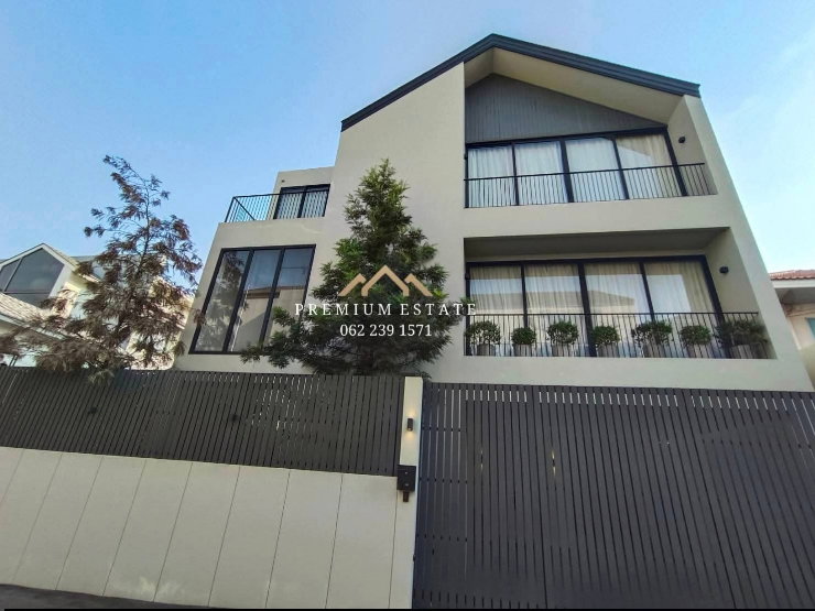 รูป 📍ขายบ้านหรูพร้อมสระว่ายน้ำและลิฟต์ส่วนตัว (Luxury Pool Residence) ตกแต่งครบ | สุขุมวิท 71 ใกล้เอกมัย–ทองหล่อ - รูปที่ 2/27