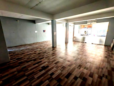Office for rent Srinakharinwirot University Prasanmit Campus : G floor suitable for office retail, near Phloen Chit BTS station (700 meters). 2 units shophouses for rent on Witthayu Road