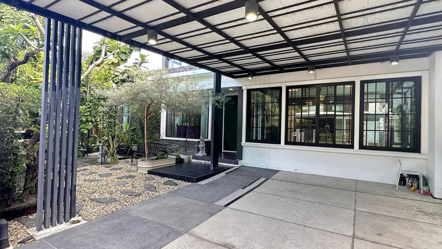 รูป 📌 ขายบ้านเดี่ยว โครงการ มัณฑนา ศรีนครินทร์ - บางนา 2 ชั้น 3 ห้องนอน 3 ห้องน้ำ - รูปที่ 2/8