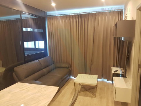 For Rent Condo IDEO MOBI CHARAN - INTERCHANGE Building 1, Floor 19,1 bed room, Room size 47 sqm