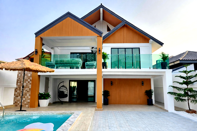 บ้านเดี่ยว ถนนพัทยาใต้ : Pool Villa for Sale in South Pattaya Ideal for Investment