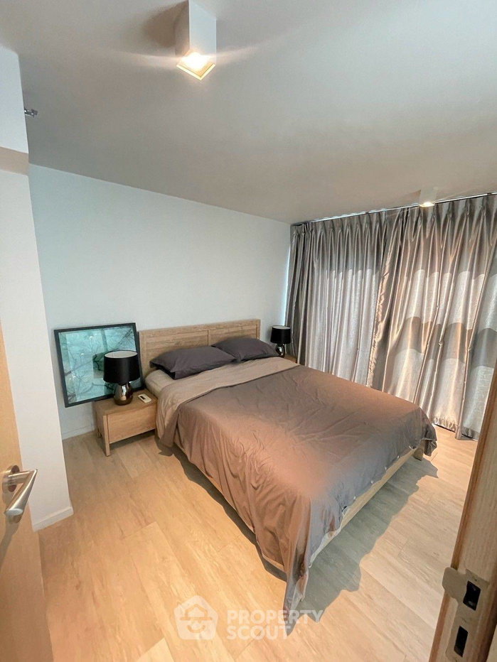 รูป คอนโด 2 ห้องนอน ให้เช่า The Lofts Silom ใกล้ BTS สุรศักดิ์ (ID 2059215) - รูปที่ 4/13