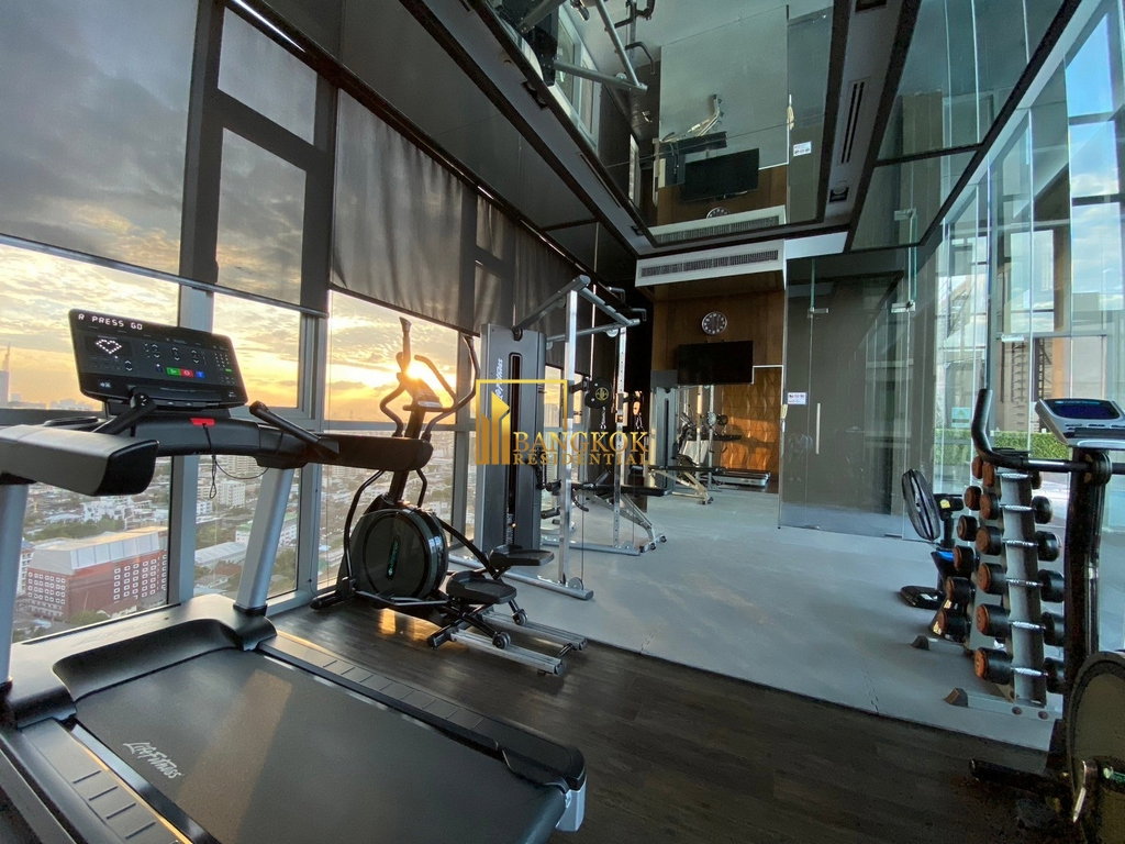 รูป The Crest Sukhumvit 34 | Stylish 2 Bedroom Duplex Condo - BR13448CD - รูปที่ 23/29