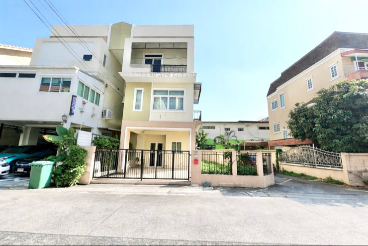 รูป ให้เช่าบ้าน ลภาวัน17  บางรักน้อย-ท่าอิฐ ถนนรัตนาธิเบศร์ - รูปที่ 2/10