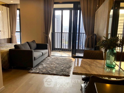 High-Floor 1-BR 35 Sqm At Ashton Asoke, Near MRT Sukhumvit (70m) (ID 387050)