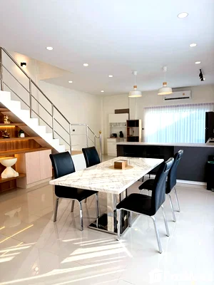 Houses for sale : 3 Bedroom Villa for sale in Choeng Thale, Phuket  5801390