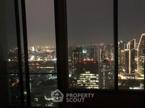 คอนโด 1 ห้องนอน ชั้น 45 The Esse Asoke ใกล้ MRT สุขุมวิท (ID 2717921)