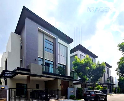 บ้านเดี่ยว กรุงเทพมหานคร : ขายบ้านเดี่ยว โครงการ เดอะ เจนทริ สุขุมวิท 3 ชั้น 3 ห้องนอน 5 ห้องน้ำ