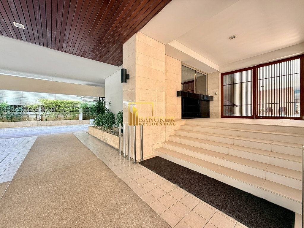 รูป Spacious 3 Bedroom Apartment in Phloenchit - BR0241AP - รูปที่ 27/28