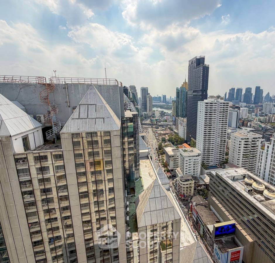 รูป คอนโด 5 ห้องนอน 671 ตร.ม. ชั้น 38-39 ที่อโศกเพลส ใกล้ MRT สุขุมวิท 300 ม. (ID 2716354) - รูปที่ 9/9