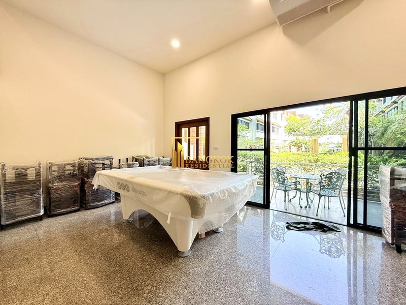 Townhouses for rent : Lotus Point | Charming 4 Bed Townhouse For Rent in Ekkamai - BR49074TH