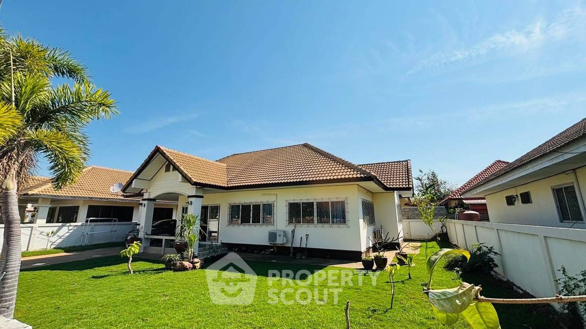 รูป บ้าน 3 ห้องนอน ขาย ในโกลเด้น ซัน อัลลีย์ ใจกลางหัวหิน (ID 2233911) - รูปที่ 1/22