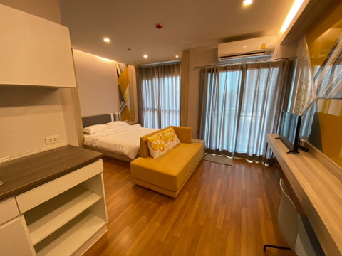 P-149586 Stylish Studio near MRT! Only 2.19M THB Lumpini Park Vibhavadi - Chatuchak | Line Id @easythaihome | 085-592-2897