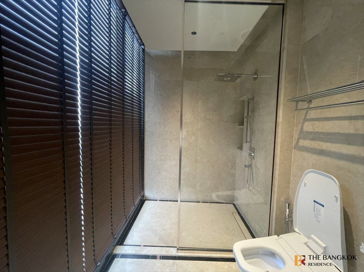 รูป 💎Ultra Luxury Penthouse with Soaring Ceiling - The Esse at Singha Complex - รูปที่ 21/22