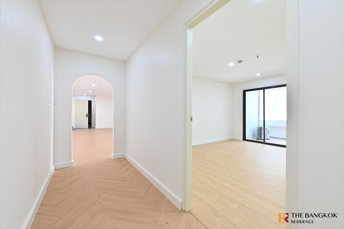รูป 🏙 ห้องใหญ่ 3 ห้องนอน ราคาพิเศษ , Prestige Tower ใกล้ MRT สุขุมวิท - รูปที่ 8/16