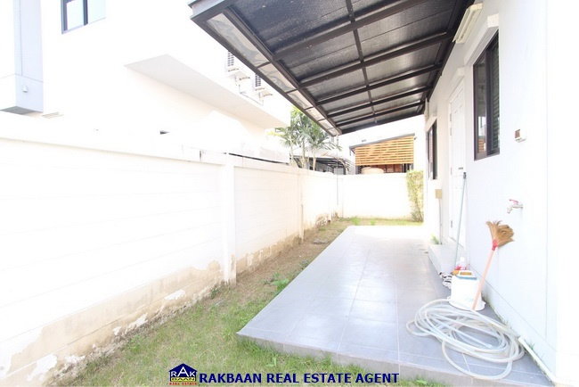 รูป  ขายบ้านเสนาพาร์ควิลล์ รามอินทรา-วงแหวน 46.1 ตร.ว. 3 นอน 3 ห้องน้ำ ตกแต่งบิลท์อิน สวย กู้ได้เต็ม - รูปที่ 8/33