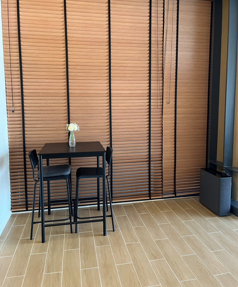 picture Circle Living                  Prototype  - 4/8
