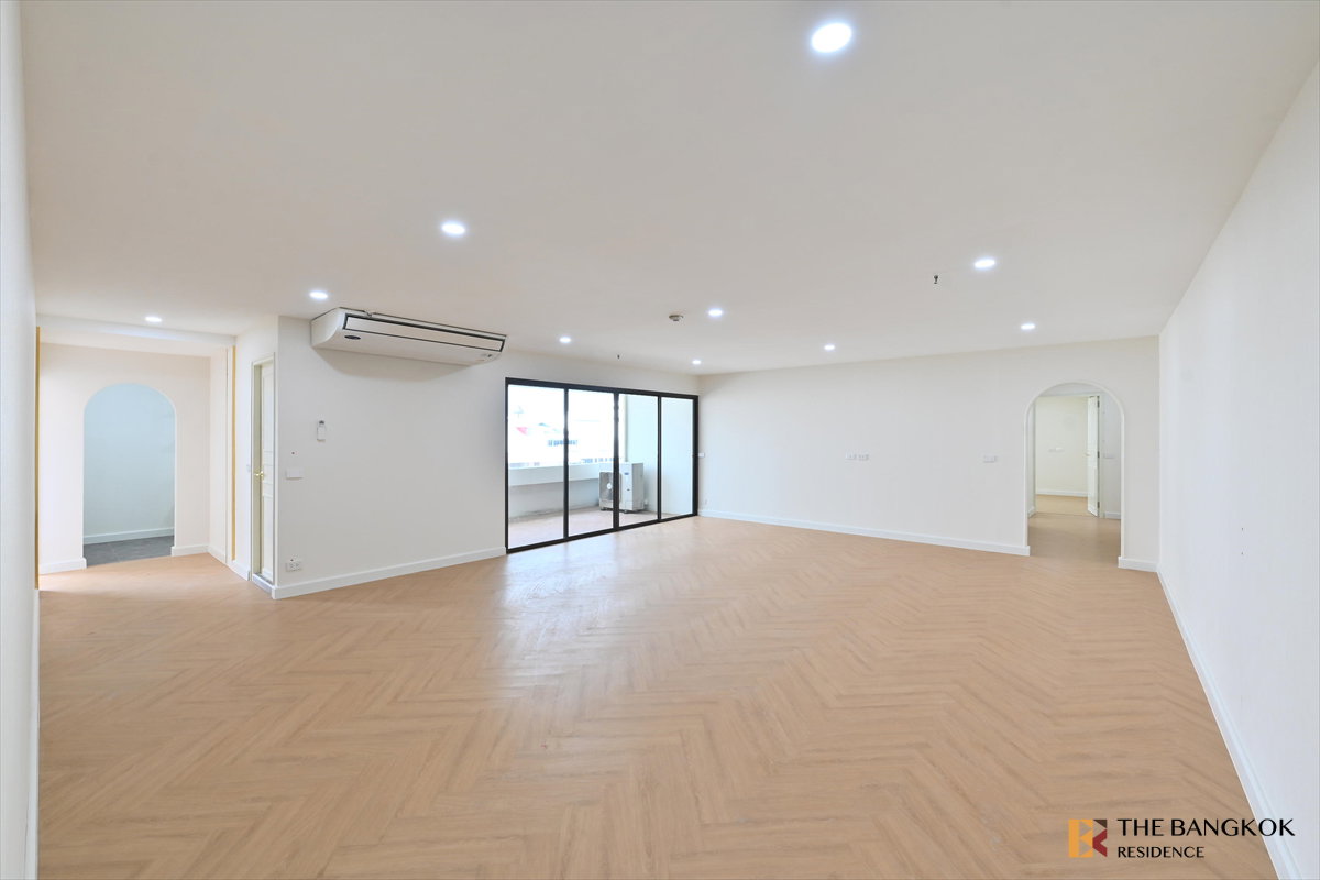รูป 🏙 ห้องใหญ่ 3 ห้องนอน ราคาพิเศษ , Prestige Tower ใกล้ MRT สุขุมวิท - รูปที่ 2/16
