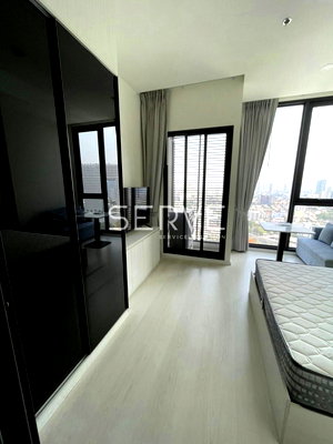 Condos for rent : 1 Bed Super High Floor 25+ City View Fully furnished Good Location Close To BTS Ratchayothin @ Mazarine Ratchayothin