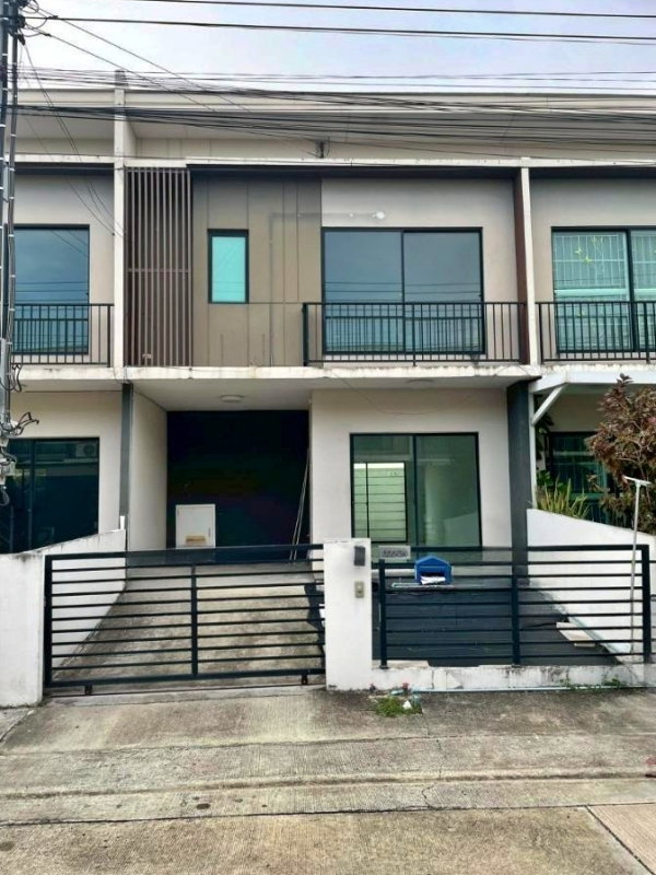 Townhouses for sale : Townhouse for sale, The Connect Wongwaen - Ramintra 2