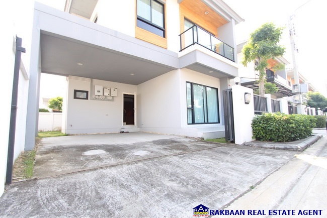 รูป  ขายบ้านเสนาพาร์ควิลล์ รามอินทรา-วงแหวน 46.1 ตร.ว. 3 นอน 3 ห้องน้ำ ตกแต่งบิลท์อิน สวย กู้ได้เต็ม - รูปที่ 33/33