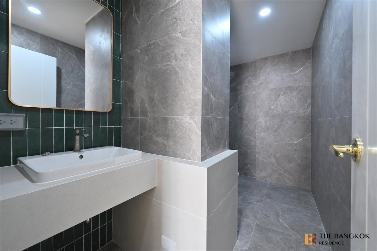 รูป 🏙 ห้องใหญ่ 3 ห้องนอน ราคาพิเศษ , Prestige Tower ใกล้ MRT สุขุมวิท - รูปที่ 13/16