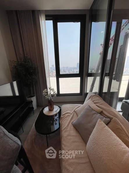 รูป ใกล้ MRT พหลโยธิน เพียง 60 ม. | 1 ห้องนอน The Crest Park Residences (ID 2721639) - รูปที่ 3/8