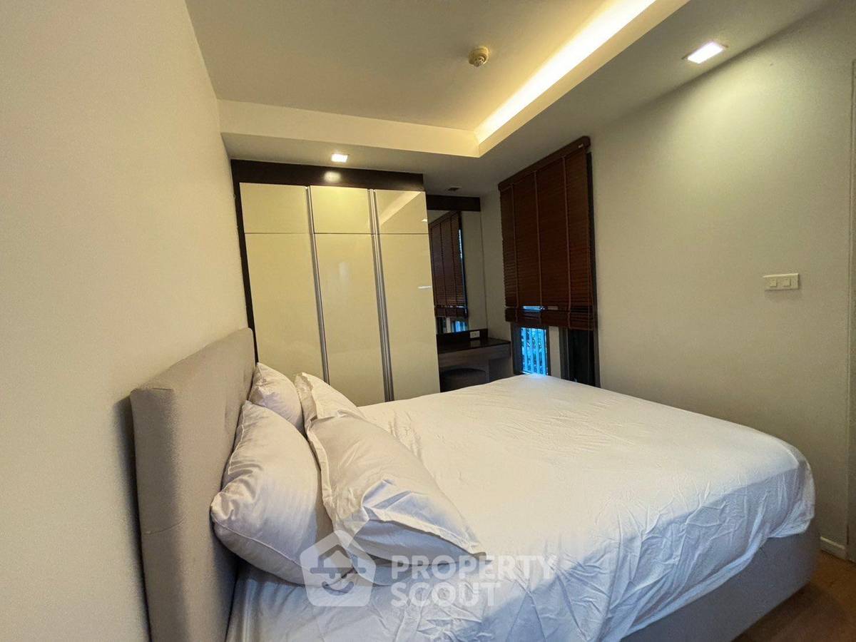 รูป คอนโด 1 ห้องนอน 35 ตร.ม. Focus Ploenchit ใกล้ BTS นานา 400 ม. (ID 2086869) - รูปที่ 3/6