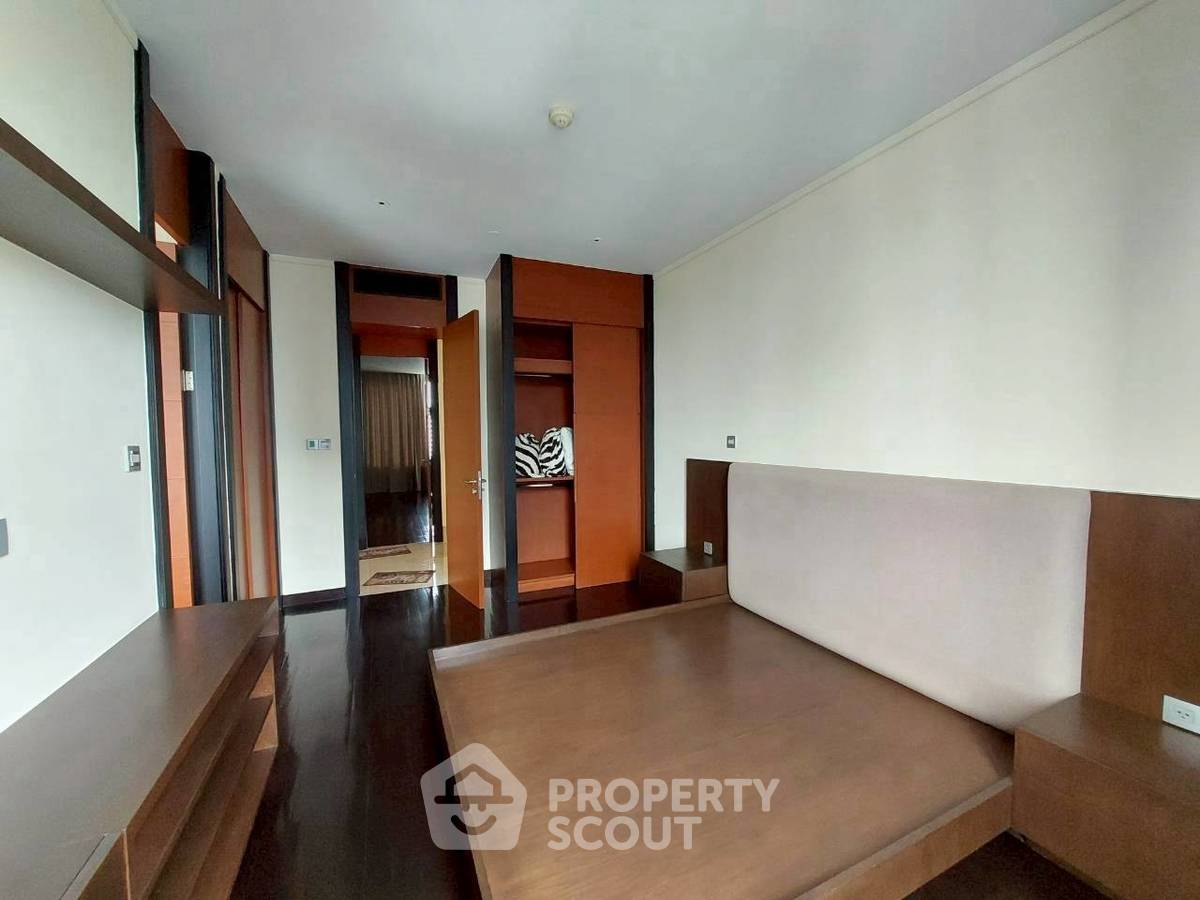 รูป 3 ห้องนอน 225 ตร.ม. ชั้น 28 The Infinity Condominium ใกล้ BTS ช่องนนสี่ 80 ม. (ID 2394697) - รูปที่ 16/17