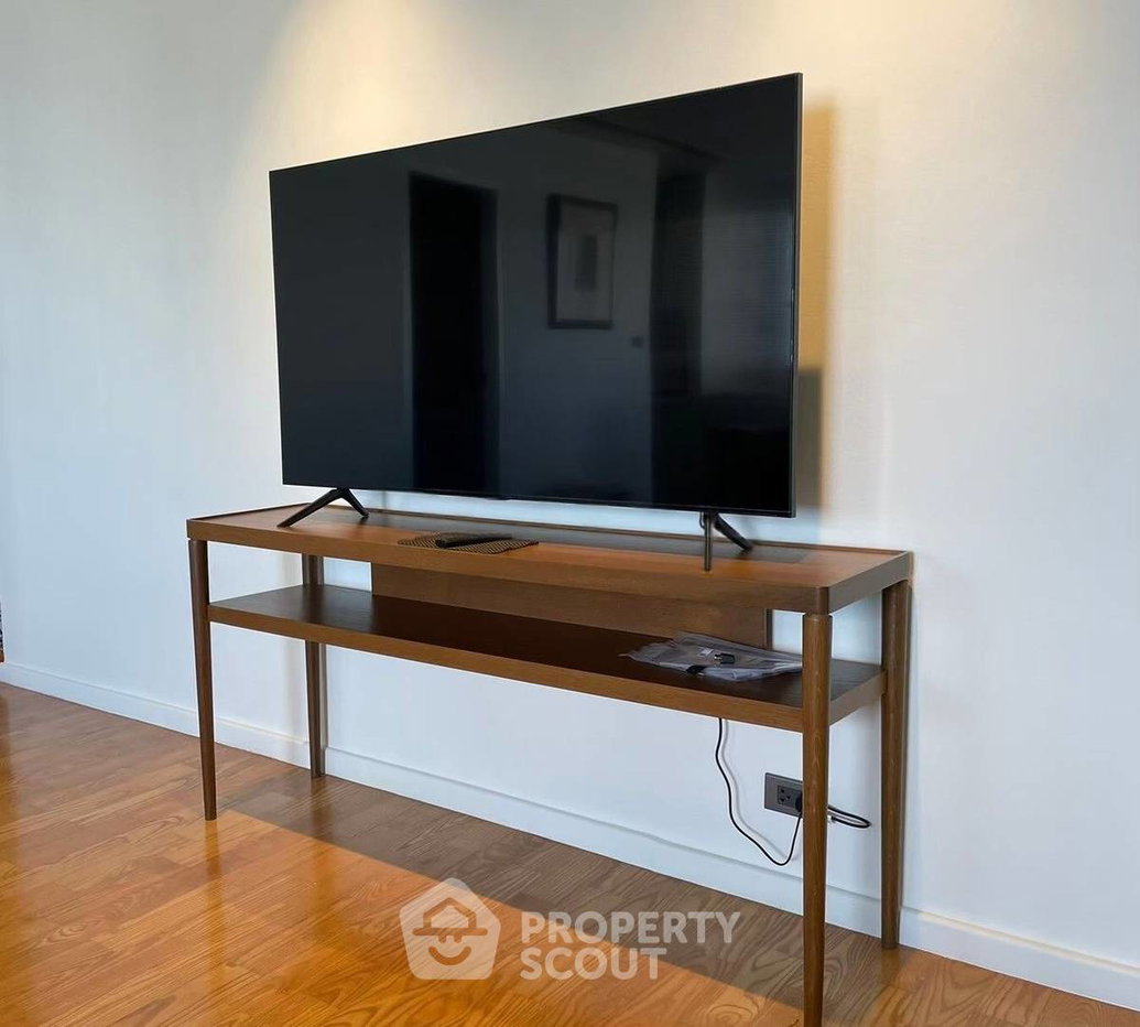 รูป คอนโด 2 ห้องนอน ชั้น 20 ขนาด 118 ตร.ม. ที่ Icon 3 Condominium (ID 2723638) - รูปที่ 3/10