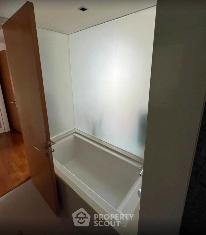 รูป คอนโด 2 ห้องนอน โดมุส คอนโดมิเนียม ใกล้ BTS อโศก 300 ม. (ID 2049582) - รูปที่ 6/13