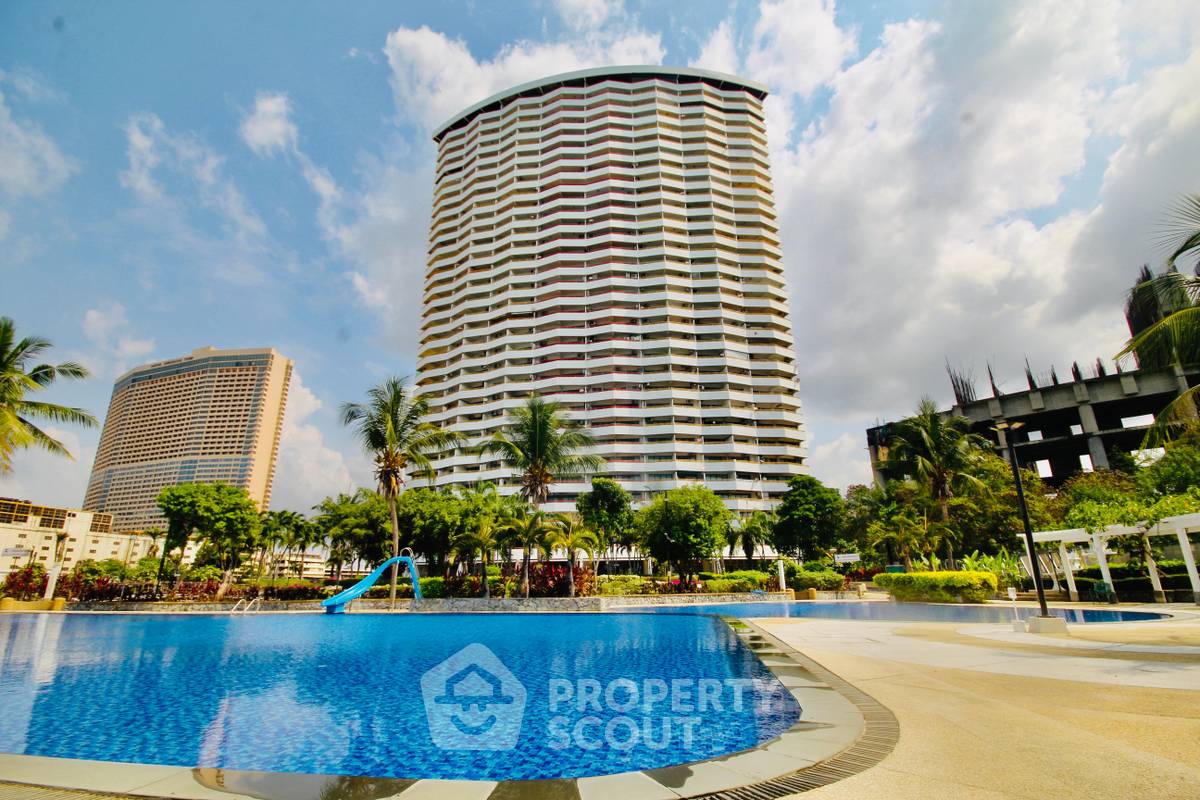 รูป คอนโด 1 ห้องนอน 56 ตร.ม. ขาย ที่ Sunshine Beach Condotel พัทยา (ID 2722745) - รูปที่ 1/8