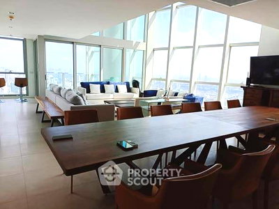 คอนโดให้เช่า : คอนโด 3 ห้องนอน ขนาด 410 ตร.ม. The River Condominium ใกล้ BTS สะพานตากสิน 400 ม. (ID 2723014)