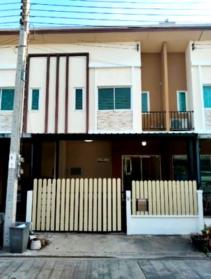 ขายทาวน์โฮม : 🏠 ขายบ้าน : Pleno Town Petchkasem 81 (พลีโน่ ทาวน์ เพชรเกษม 81)   รหัสทรัพย์ | 📌 LNP-H881 