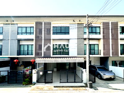 Townhouses for sale Department of Mental Health : The Connect UP3 Rattanathibet 17 / 3 Bedrooms #TNGM011
