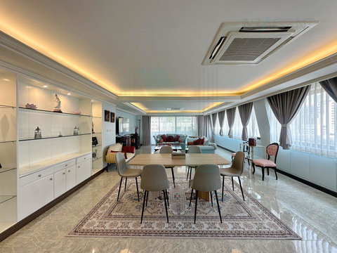 ให้เช่าคอนโด เพลินจิต เทอเรส อาคาร 1 ชั้น 8 Duplex 3 ห้องนอน ขนาด 380 ตรม ใกล้ BTS เพลินจิต